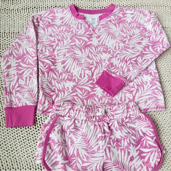 GAP Kids Pink and White Leaf Print Girls Top and Shorts Size Medium - Picture 3 of 4
